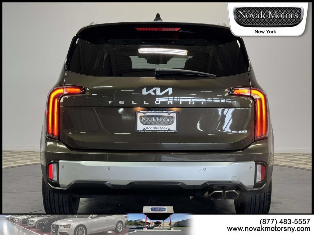 Used 2023 Kia Telluride EX w/ EX Captain's Chair Package AWD/4WD image 7