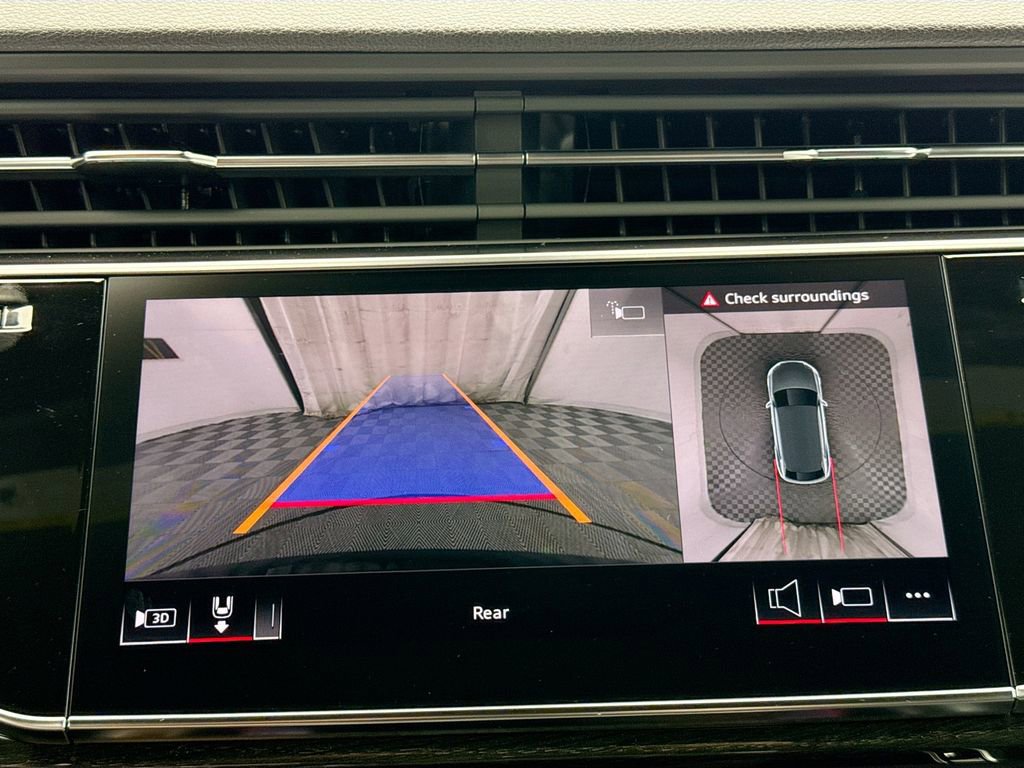 New 2026 Audi Q8 Premium Plus image 15