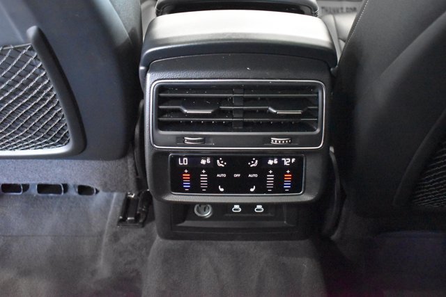 Used 2024 Audi Q8 Premium Plus w/ Premium Plus Package AWD/4WD image 25