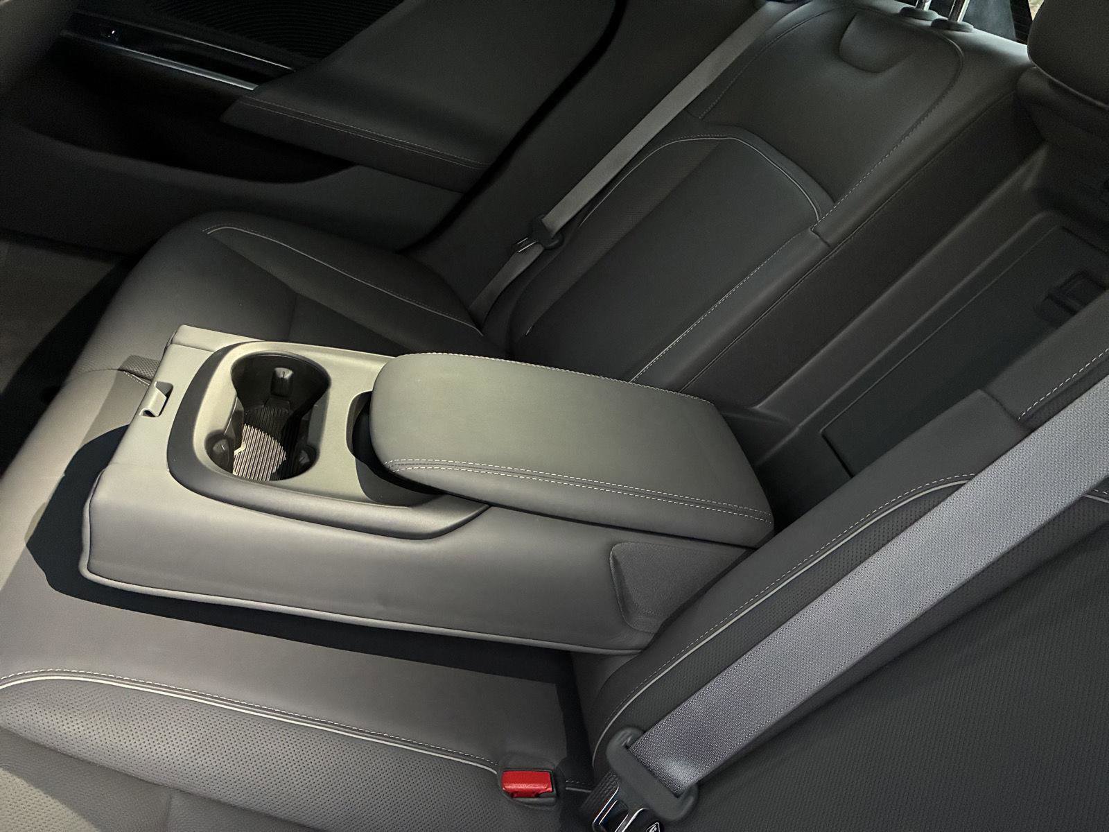 Used 2024 Lucid Air Touring image 22