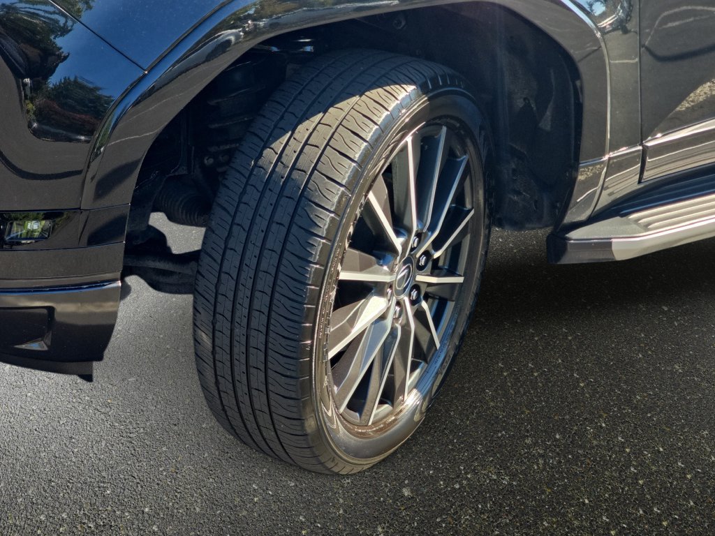 Certified 2024 Lexus GX 550 w/ Cold Area Package AWD/4WD image 34