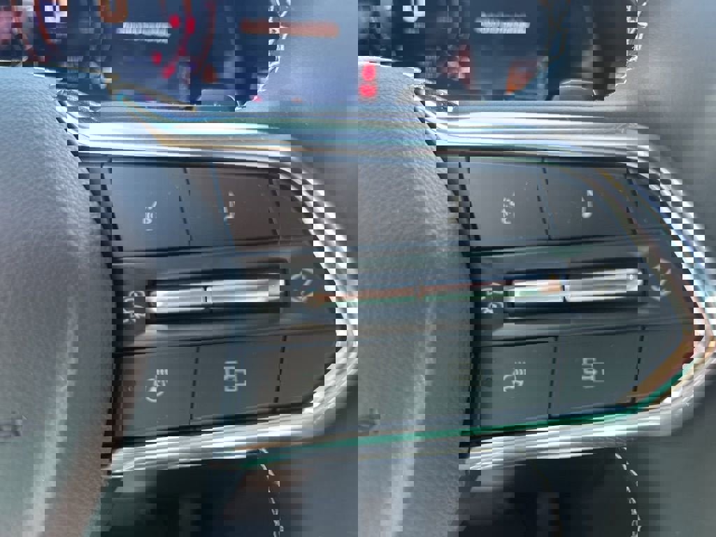 New 2026 Chevrolet Traverse LT FWD image 13