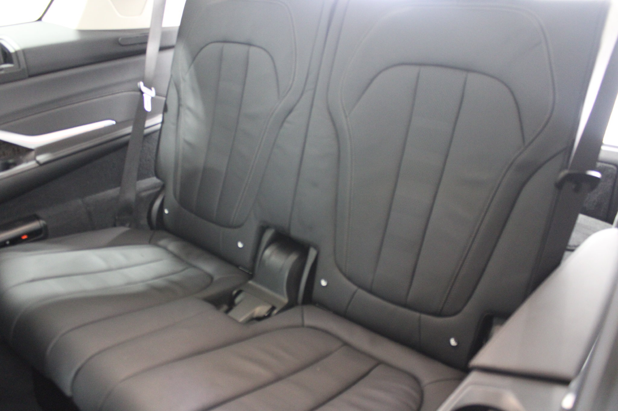 Used 2021 BMW X7 xDrive40i w/ Executive Package AWD/4WD image 21