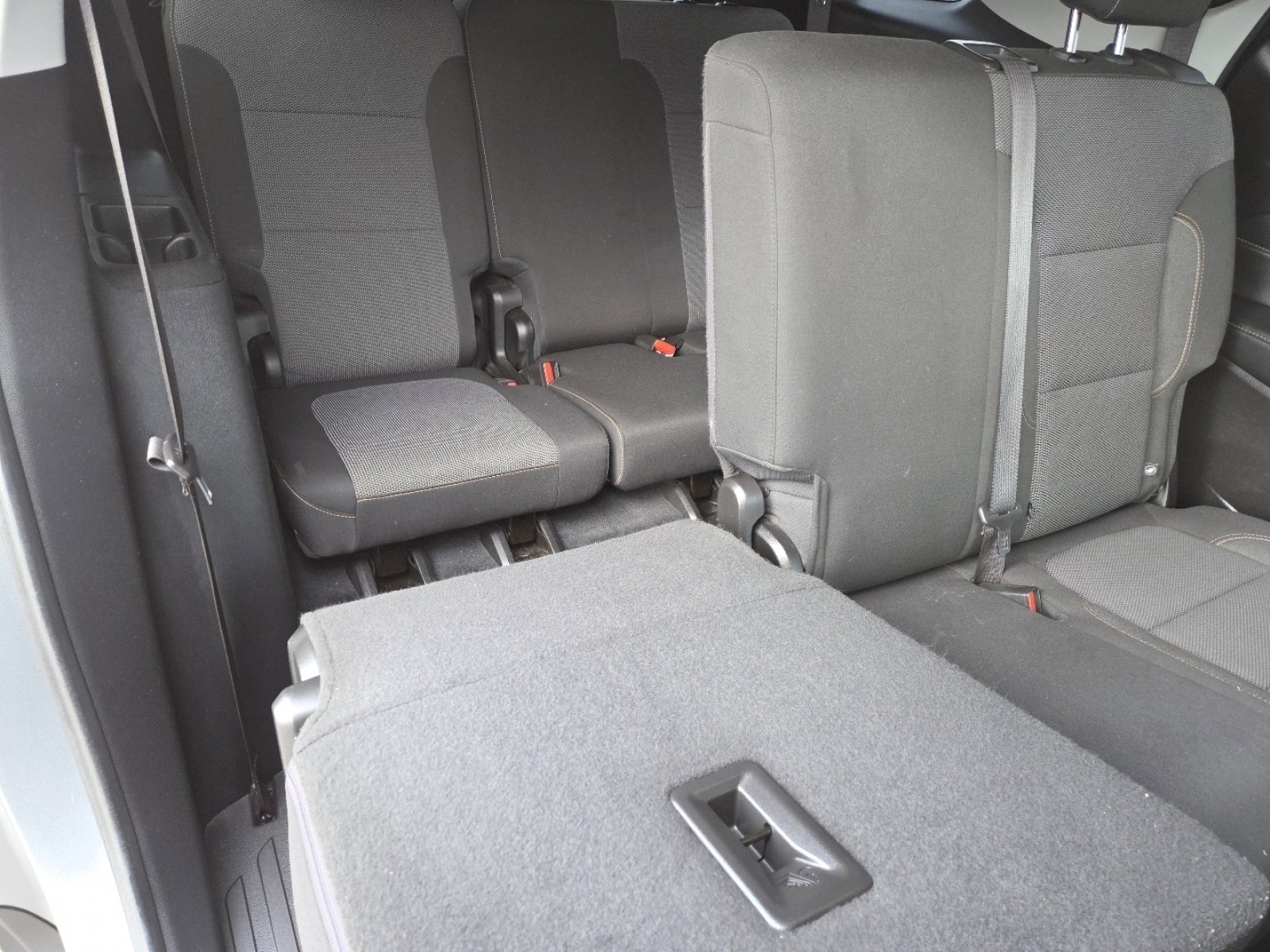 Used 2021 Chevrolet Traverse LS w/ LPO, Black Accent Package image 18