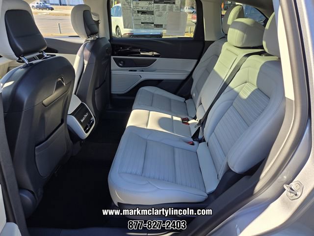 New 2026 Lincoln Nautilus Reserve w/ Jet Appearance Package image 7