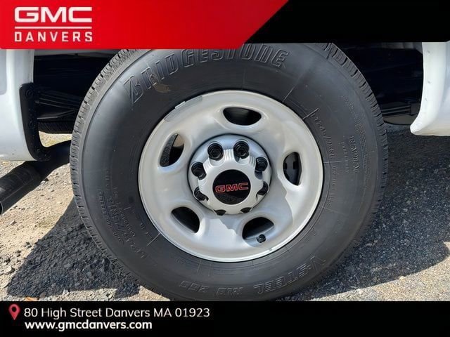 New 2025 GMC Savana 2500 w/ Driver Convenience Package RWD image 9