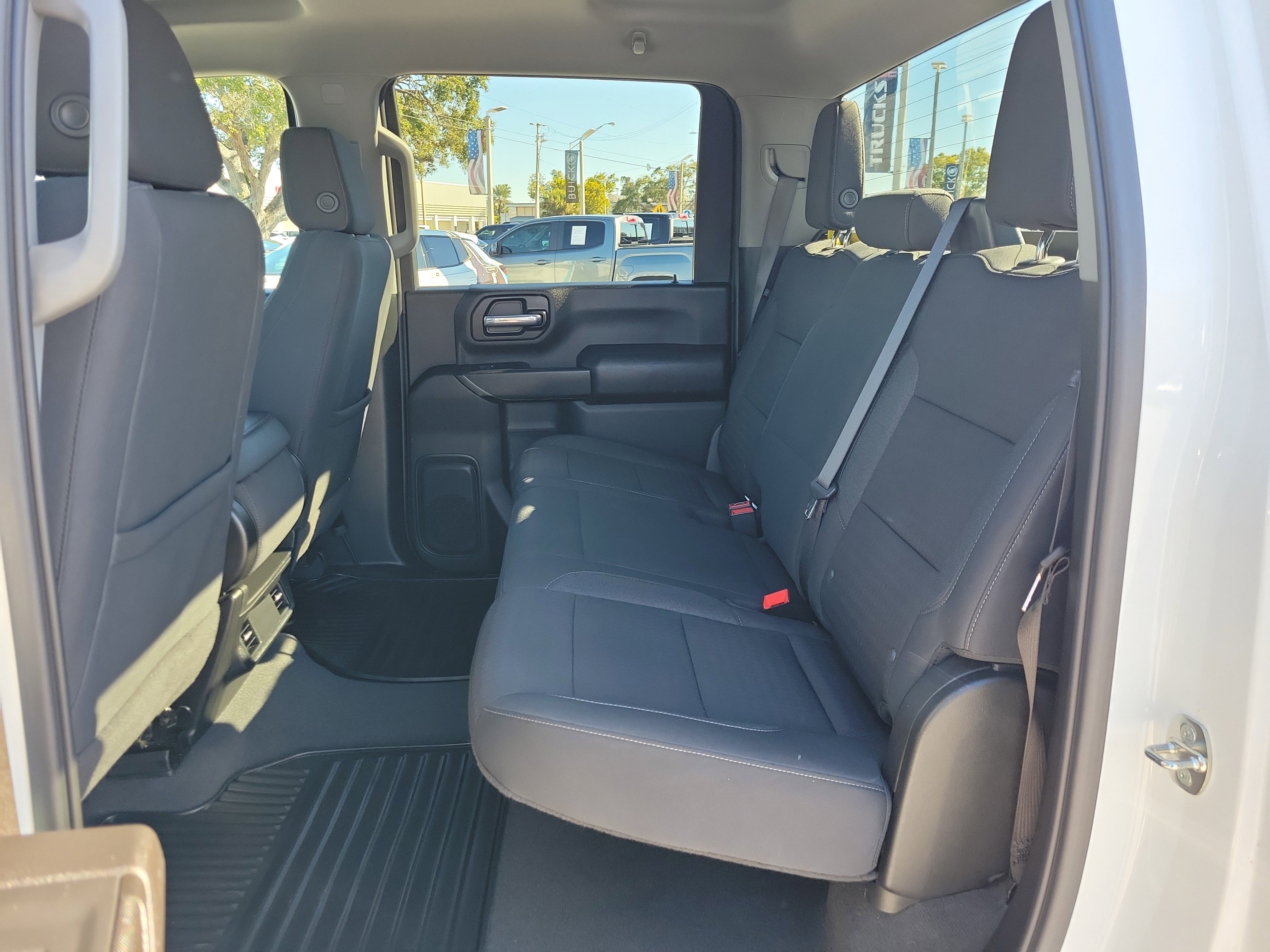 Certified 2024 Chevrolet Silverado 2500 Custom w/ Custom Convenience Package image 15