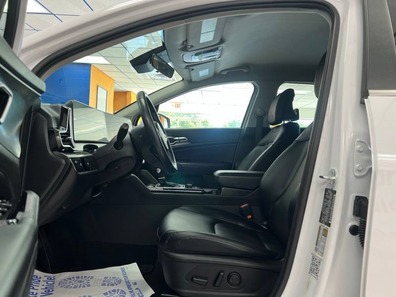 Certified 2024 Kia Sportage EX FWD image 16