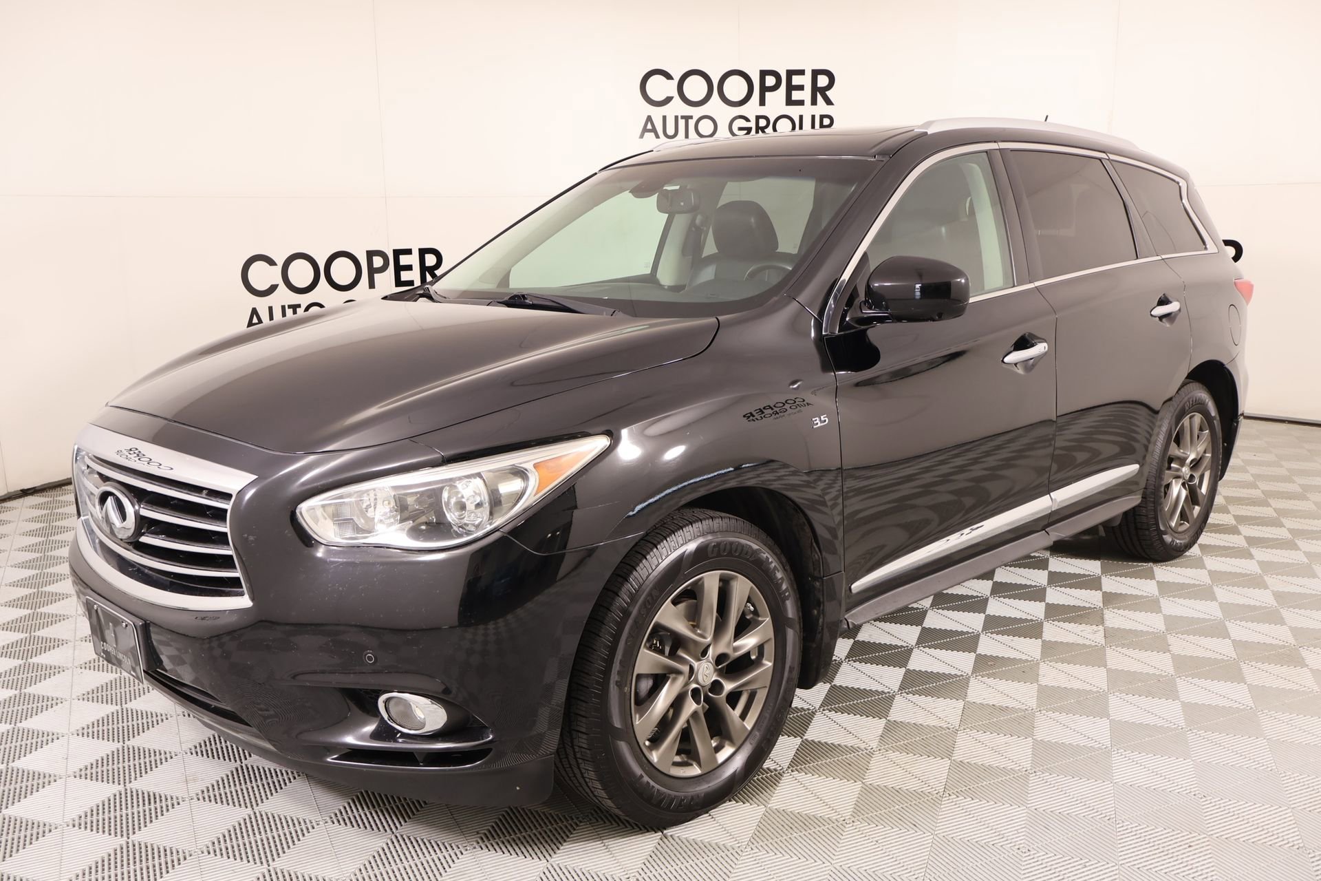 Used 2015 INFINITI QX60 AWD w/ Premium Plus Package image 11