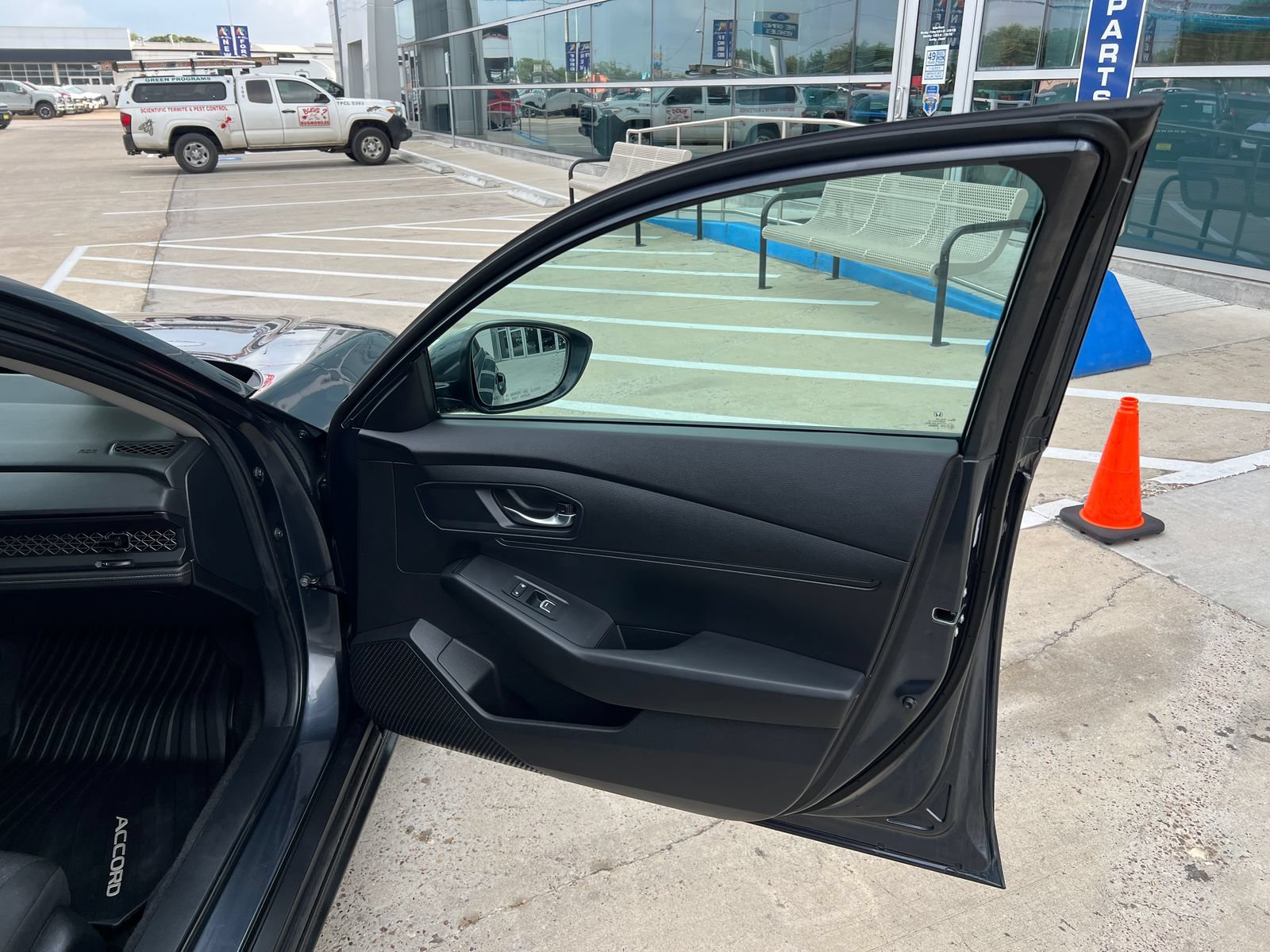 Used 2024 Honda Accord LX image 17