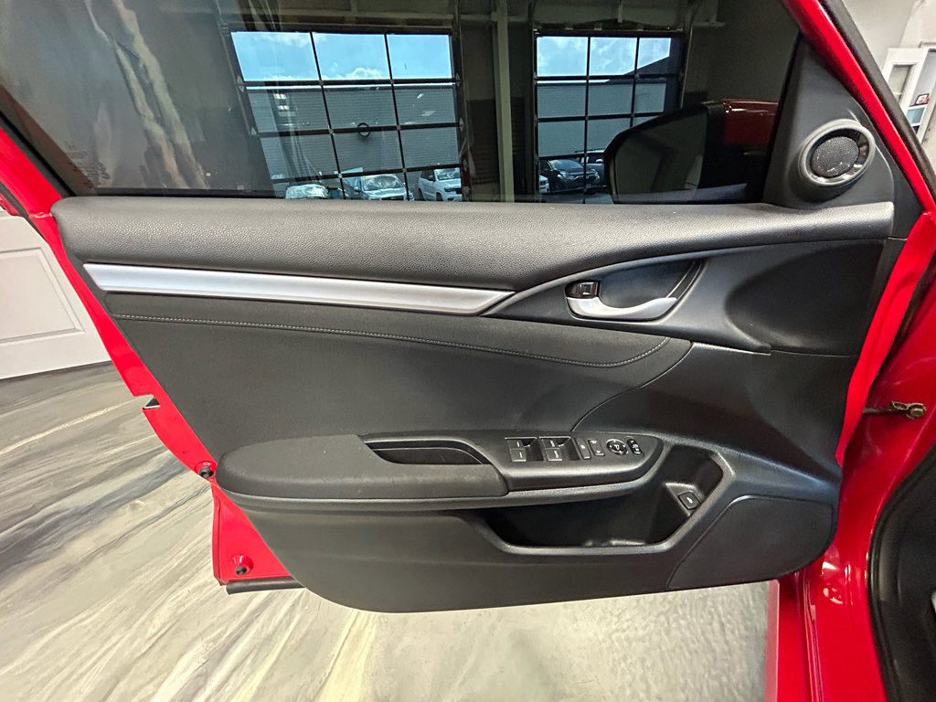Used 2018 Honda Civic EX image 44