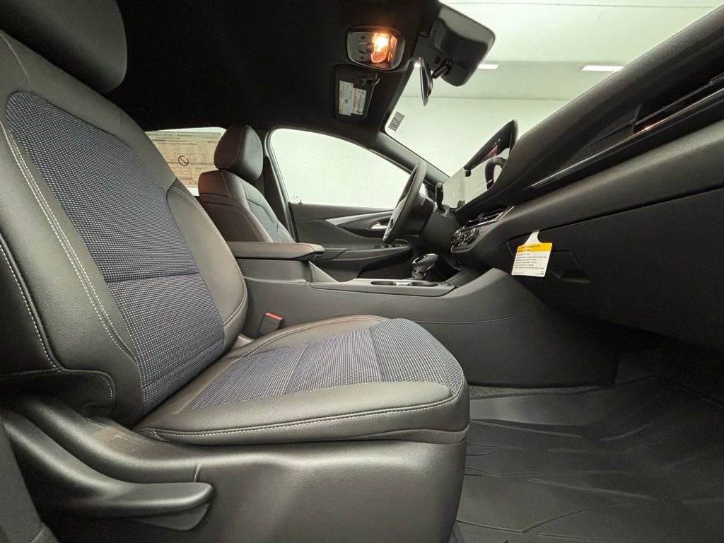 New 2026 Buick Envista Preferred w/ Convenience I Package FWD image 32