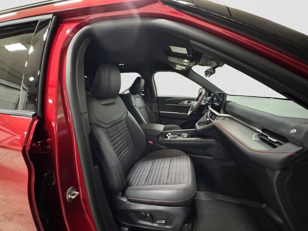 Used 2026 Ford Explorer ST-Line AWD/4WD image 15