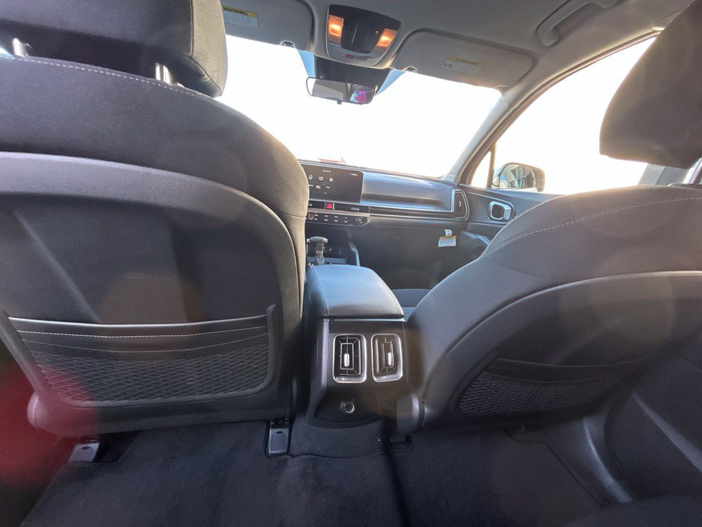 Certified 2026 Kia Sorento LX FWD image 19