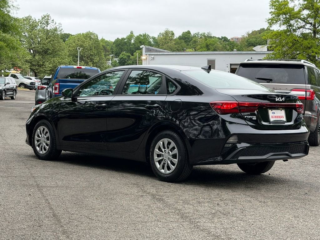 Used 2022 Kia Forte Sedan FWD image 5