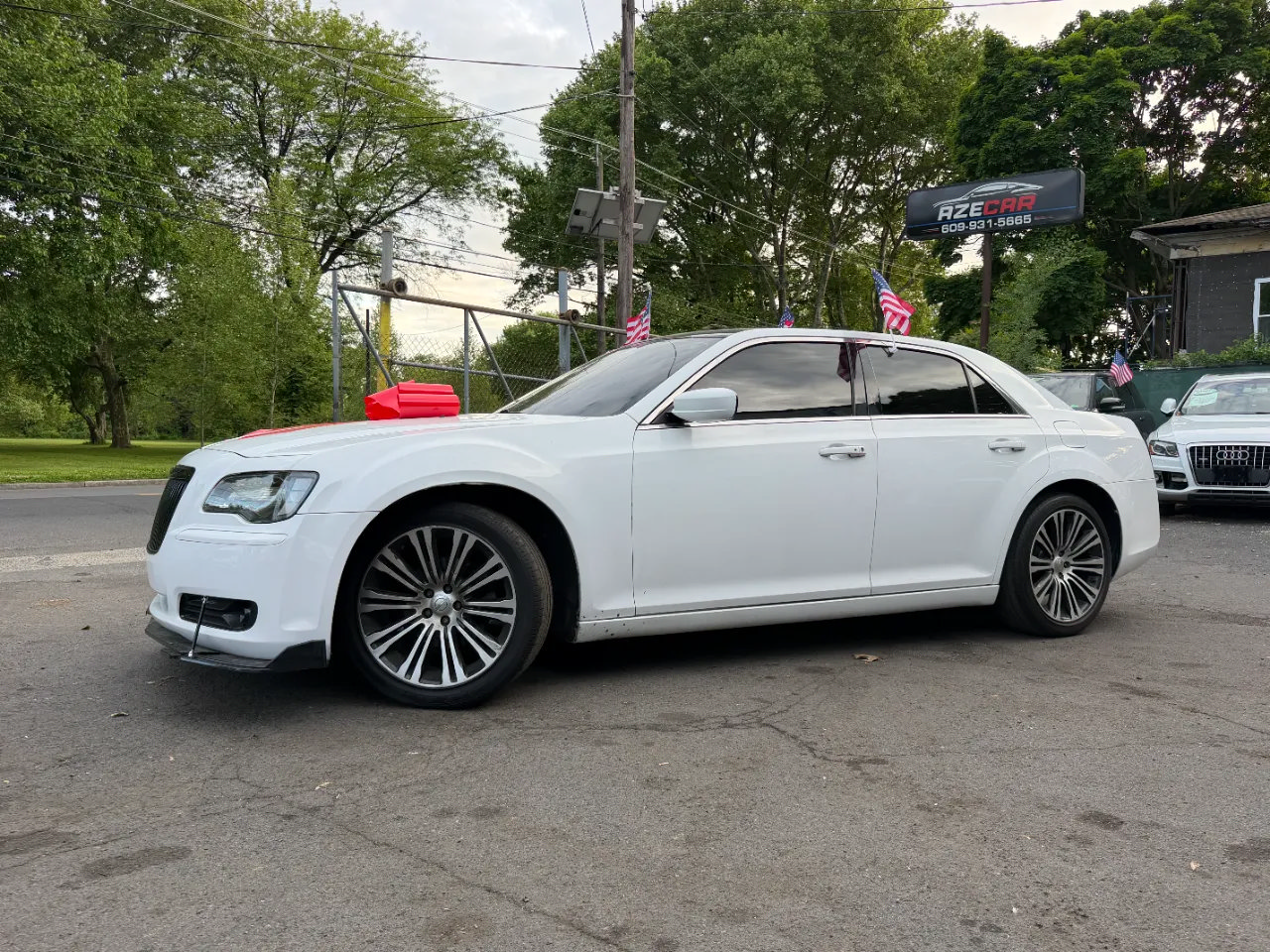 Used 2012 Chrysler 300 S RWD image 8