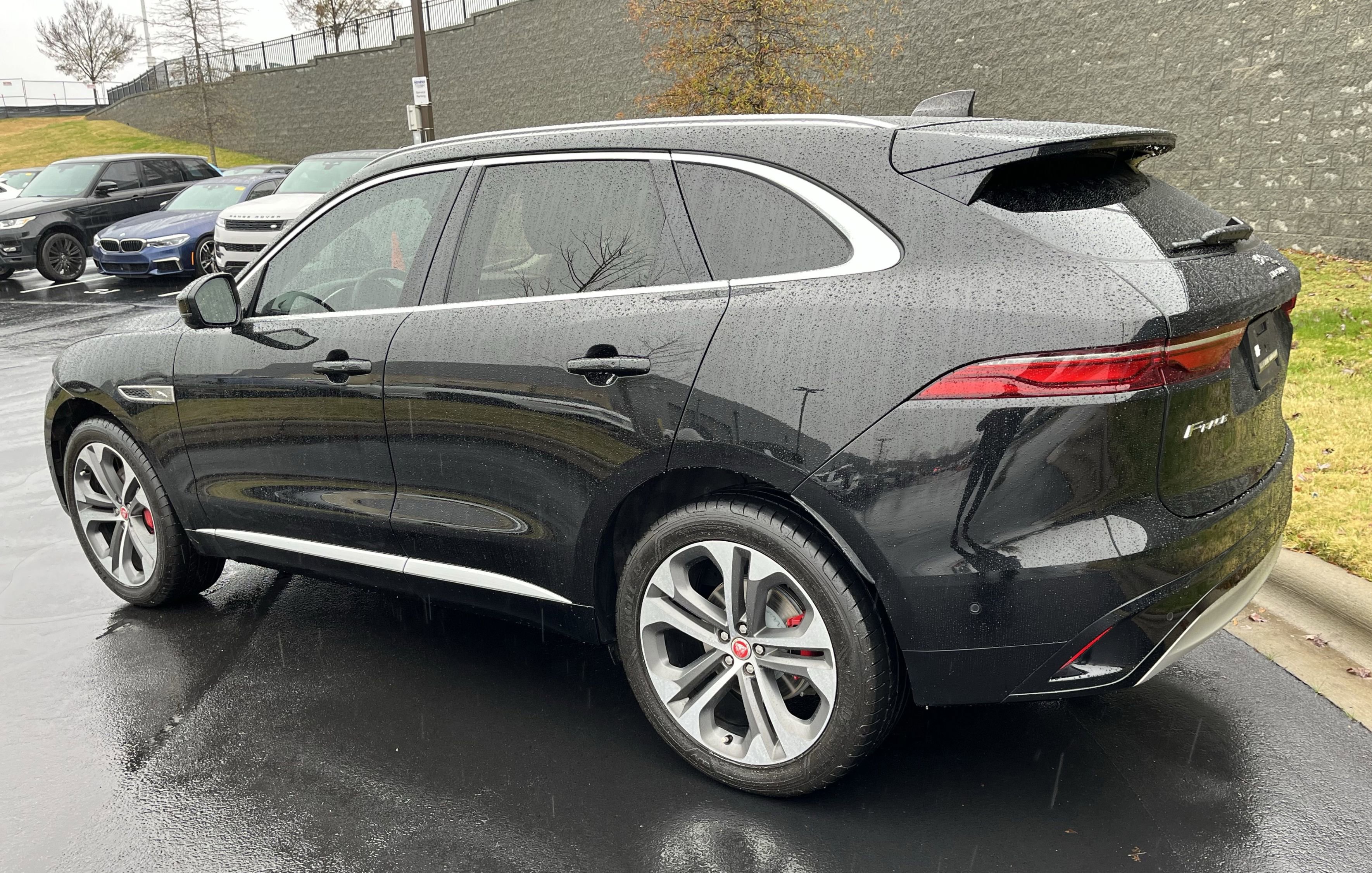 Used 2021 Jaguar F-PACE S image 4