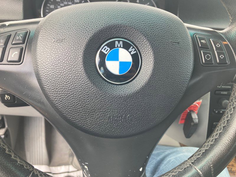 Used 2006 BMW 325i Sedan RWD image 9