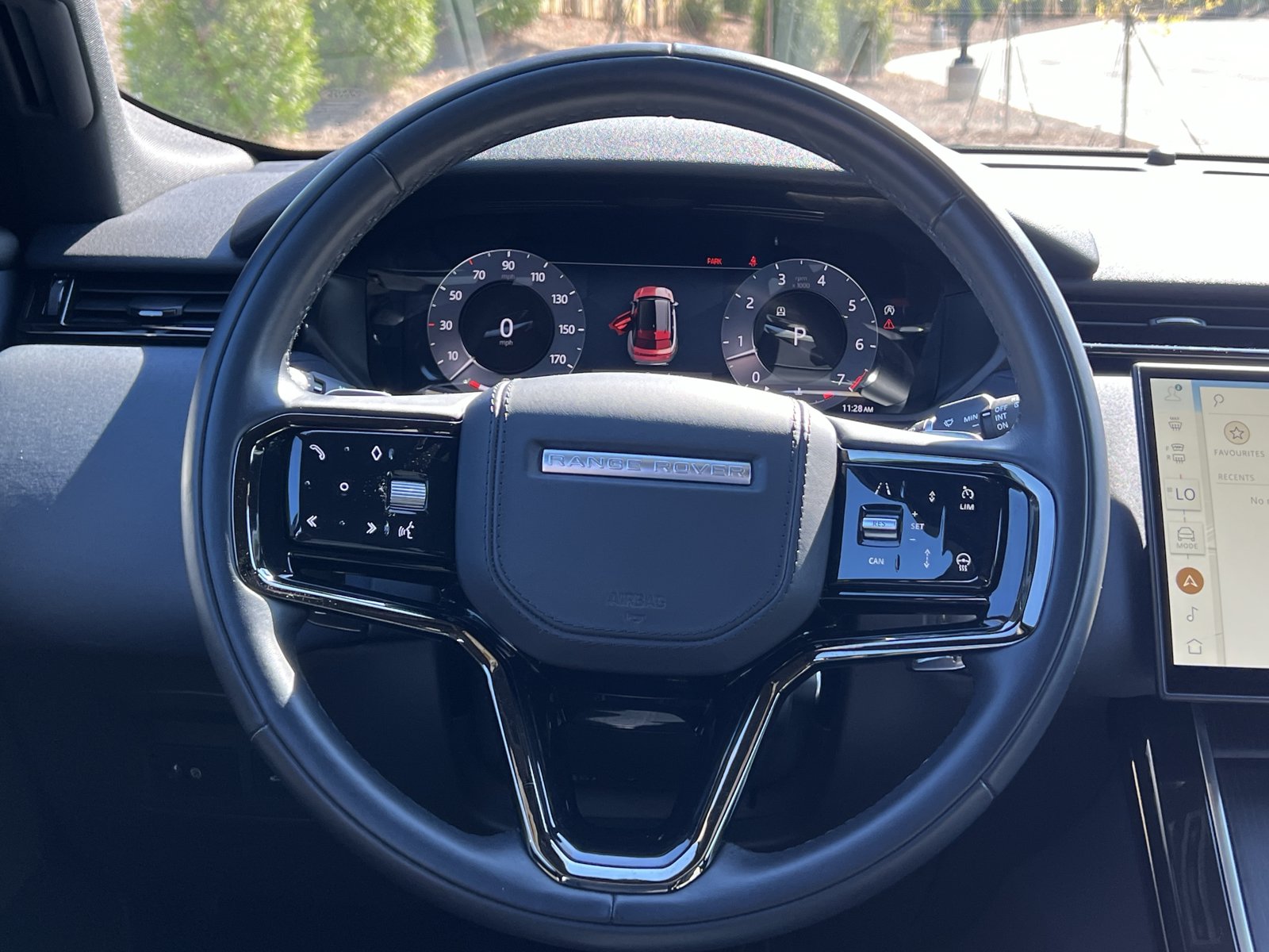 Used 2024 Land Rover Range Rover Velar Dynamic SE AWD/4WD image 17