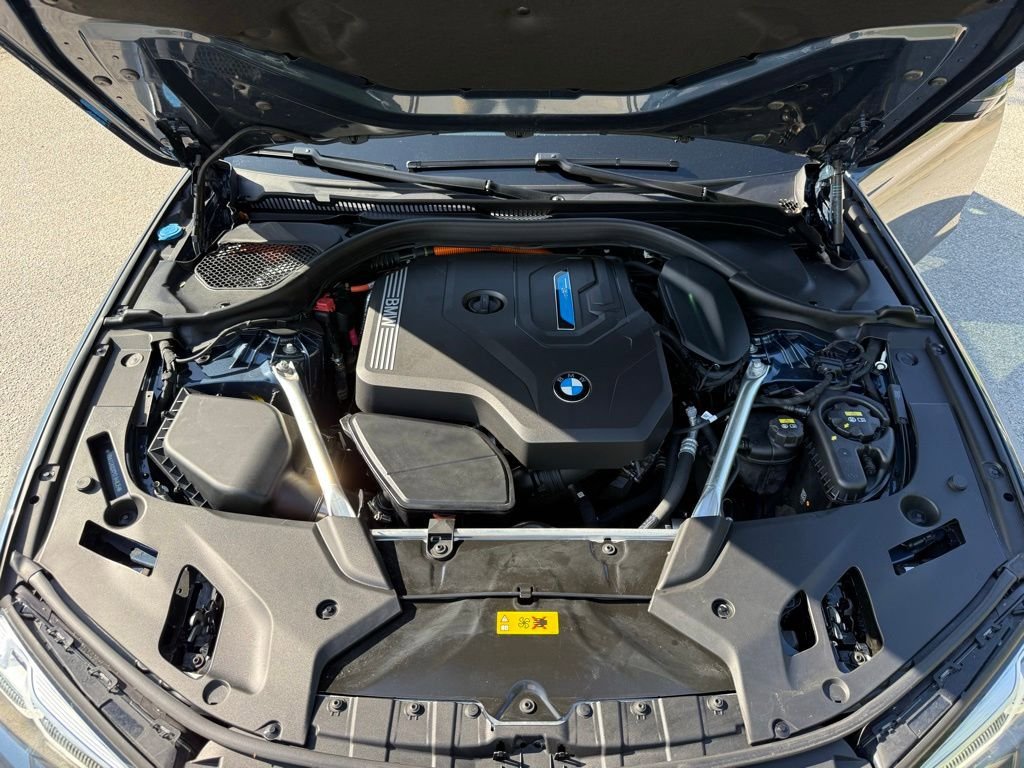 Used 2023 BMW 530e image 16