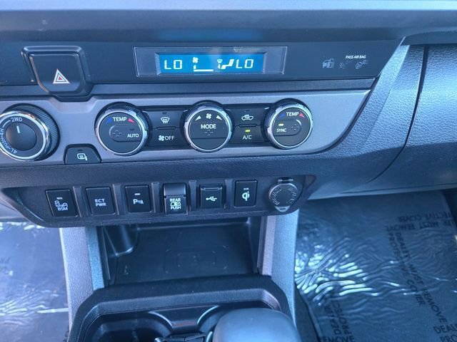 Certified 2022 Toyota Tacoma TRD Off-Road w/ Technology Package AWD/4WD image 17