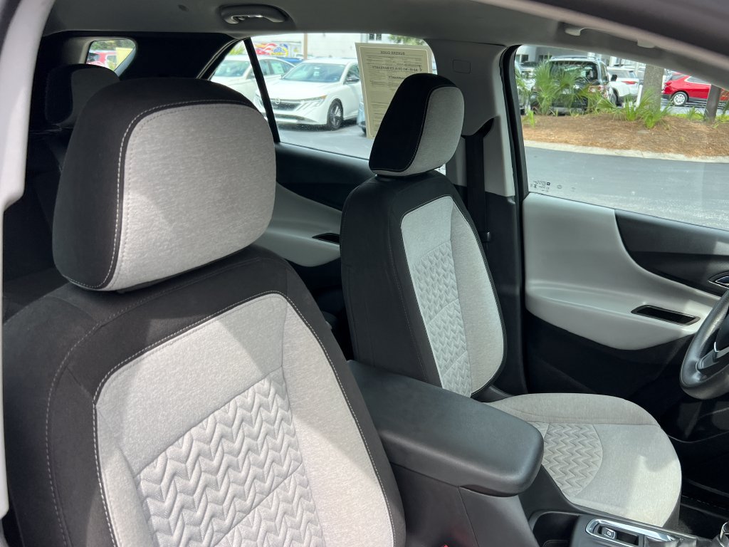 Used 2023 Chevrolet Equinox LS FWD image 21