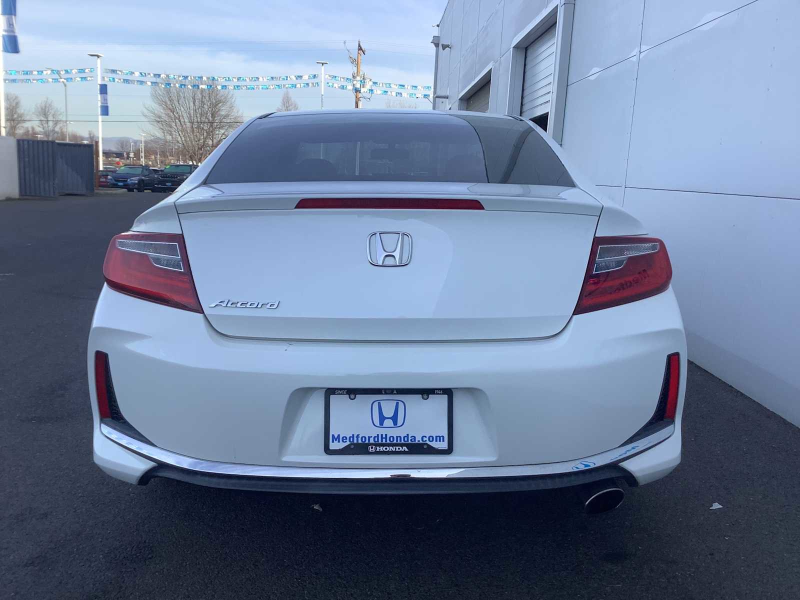Certified 2017 Honda Accord LX-S image 5