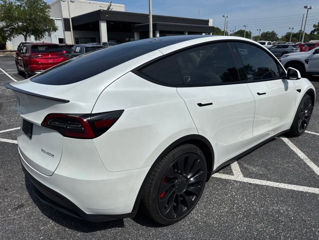 Used 2022 Tesla Model Y Performance AWD/4WD image 4