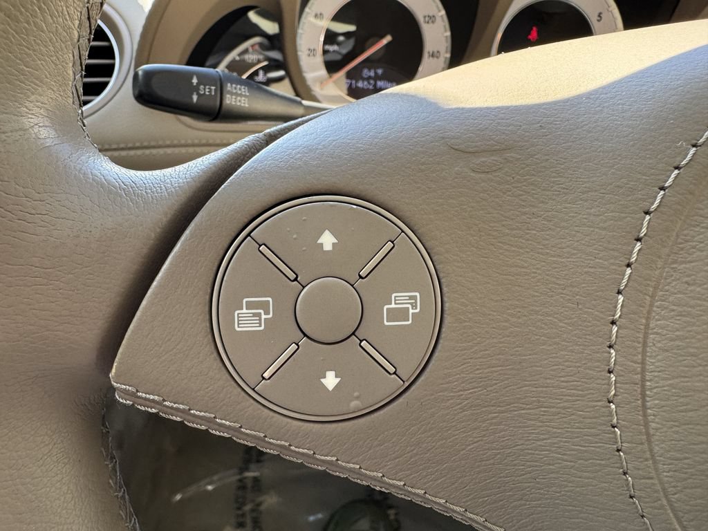 Used 2009 Mercedes-Benz SL 550 image 27