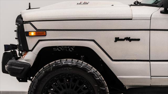 Used 1988 Jeep Grand Wagoneer image 18