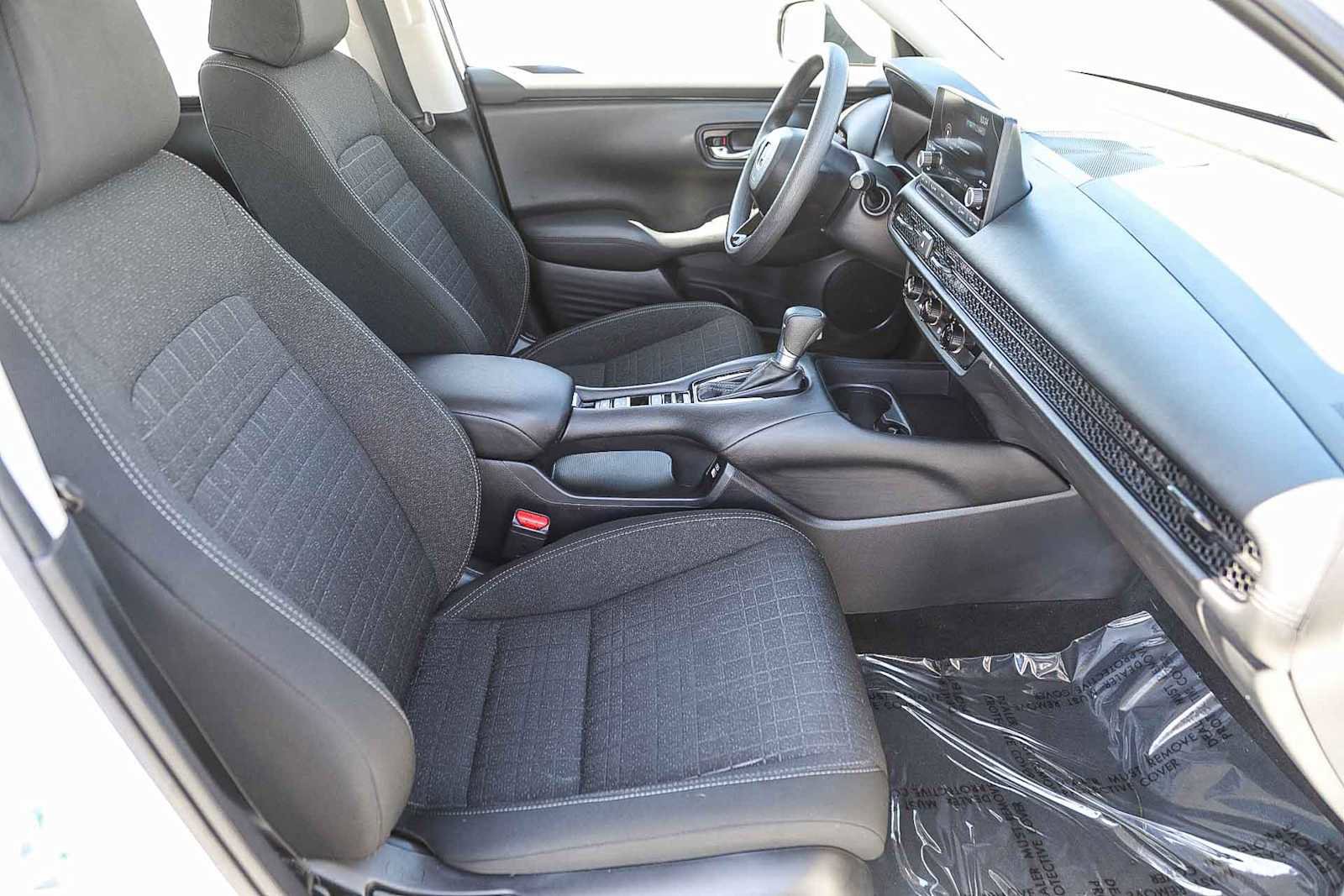 Used 2023 Honda HR-V LX image 16