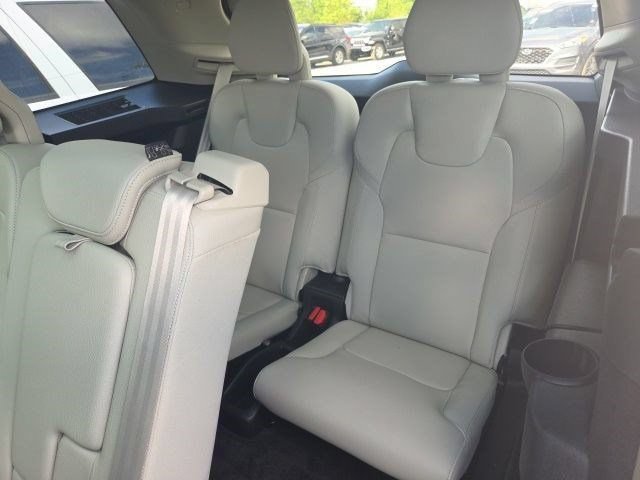 Used 2023 Volvo XC90 B5 Core AWD/4WD image 35
