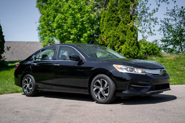 Used 2016 Honda Accord LX image 3