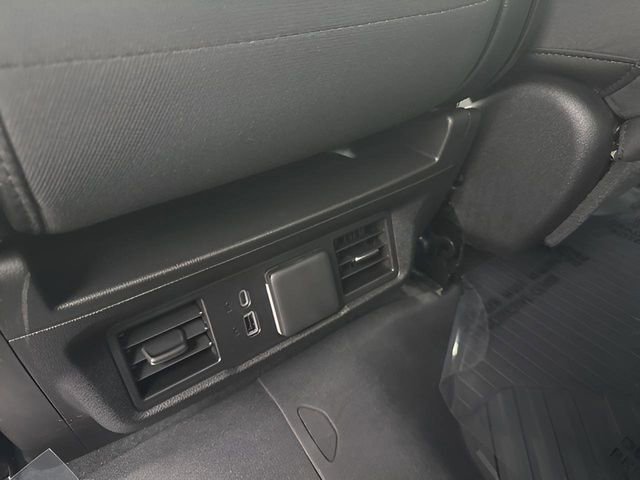 Used 2025 Chevrolet Silverado 2500 LT w/ All Star Edition image 11