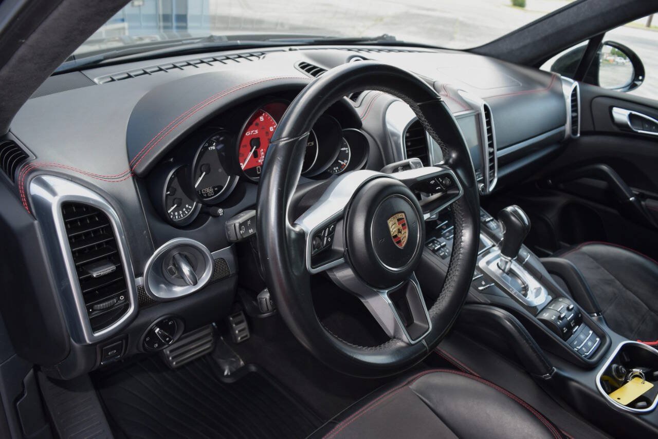 Used 2017 Porsche Cayenne GTS AWD/4WD image 26