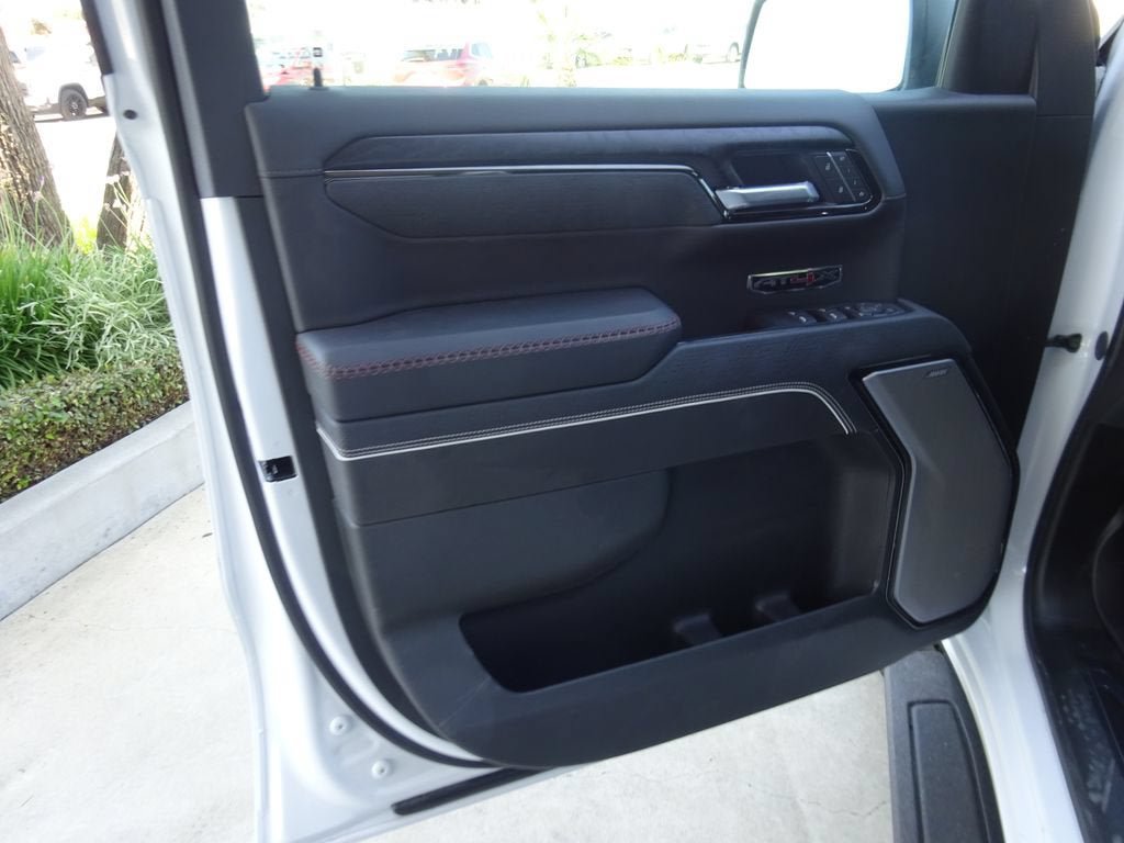 New 2026 GMC Sierra 1500 AT4X w/ LPO, Black Badging Package AWD/4WD image 27