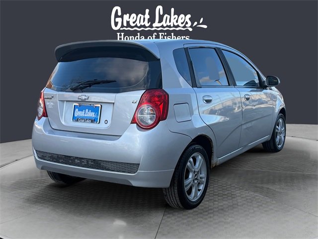 Used 2011 Chevrolet Aveo5 LT w/ Driver Convenience Package image 5