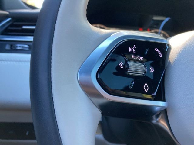 Used 2024 Jaguar F-PACE R-Dynamic S image 29