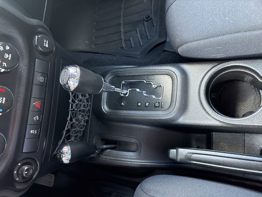 Used 2012 Jeep Wrangler Unlimited Sahara w/ Dual Top Group image 16