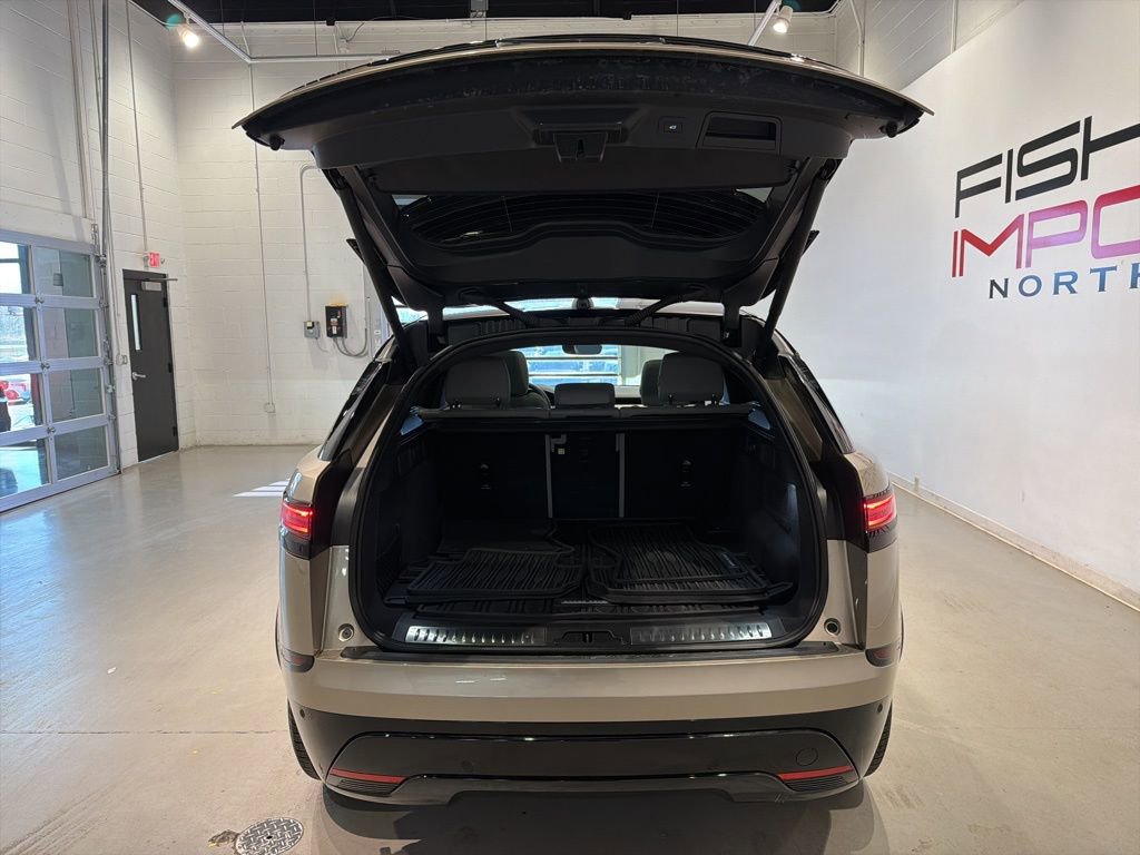 Used 2026 Land Rover Range Rover Velar Dynamic SE image 32