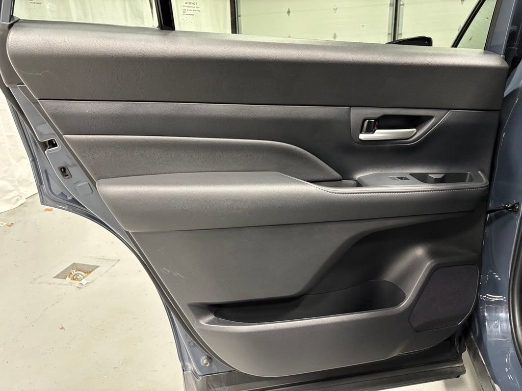 Used 2026 Toyota Grand Highlander AWD image 44