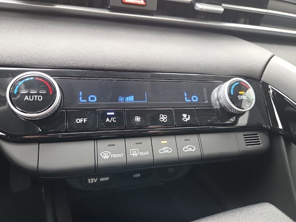 New 2026 Hyundai Elantra Hybrid FWD image 34