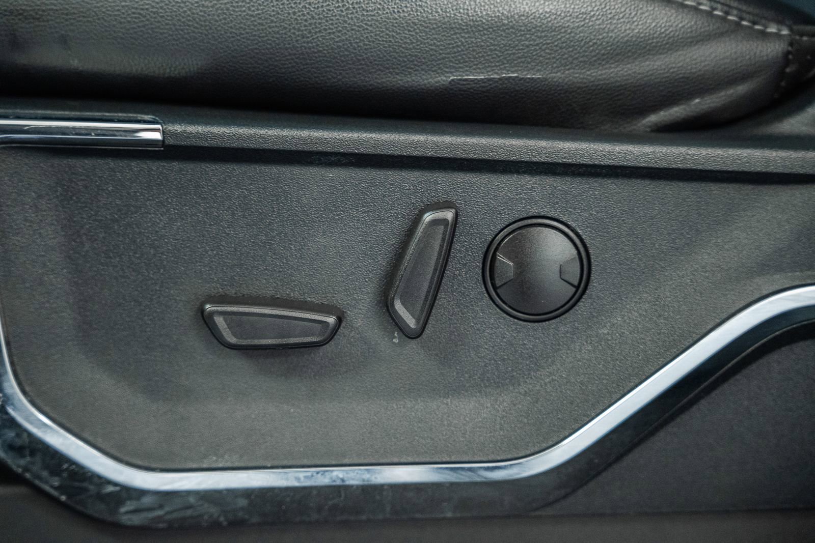 Certified 2024 Ford F150 Lariat image 44