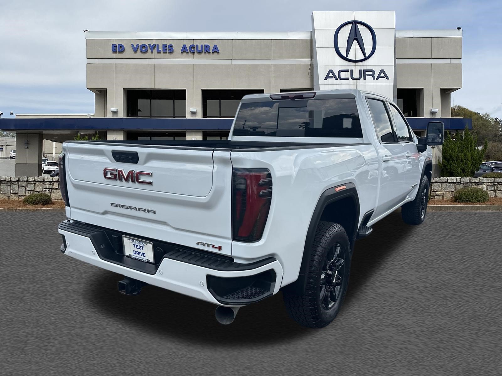 Used 2025 GMC Sierra 2500 AT4 AWD/4WD image 5