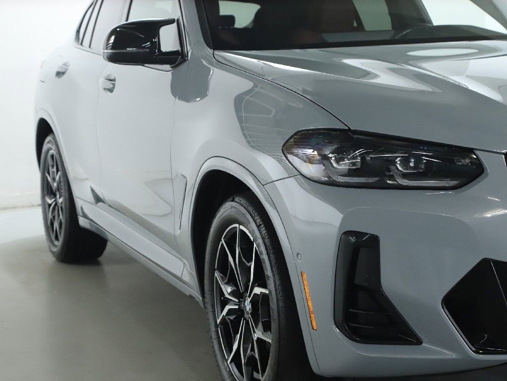 Used 2024 BMW X4 M40i w/ Premium Package AWD/4WD image 9