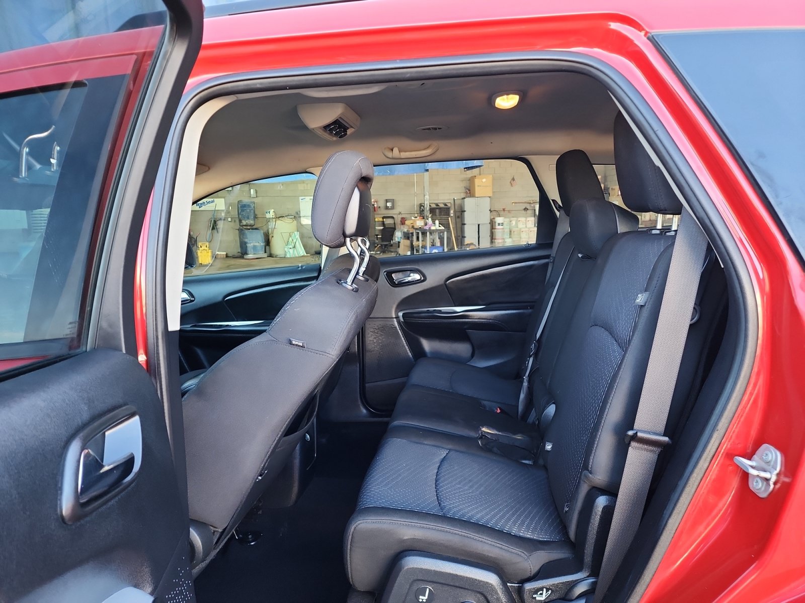 Used 2020 Dodge Journey SE w/ SE Popular Equipment Group FWD image 27
