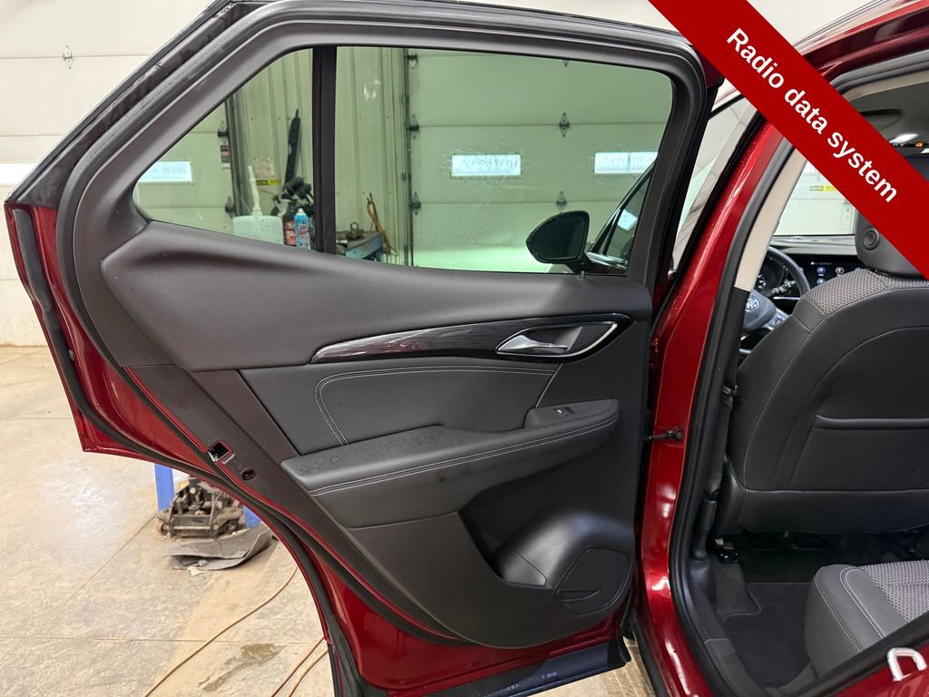 Used 2023 Buick Envision Preferred image 32