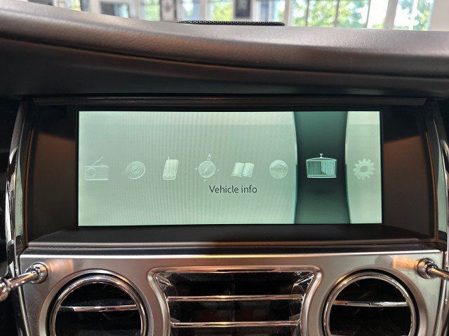 Used 2015 Rolls-Royce Wraith RWD image 68