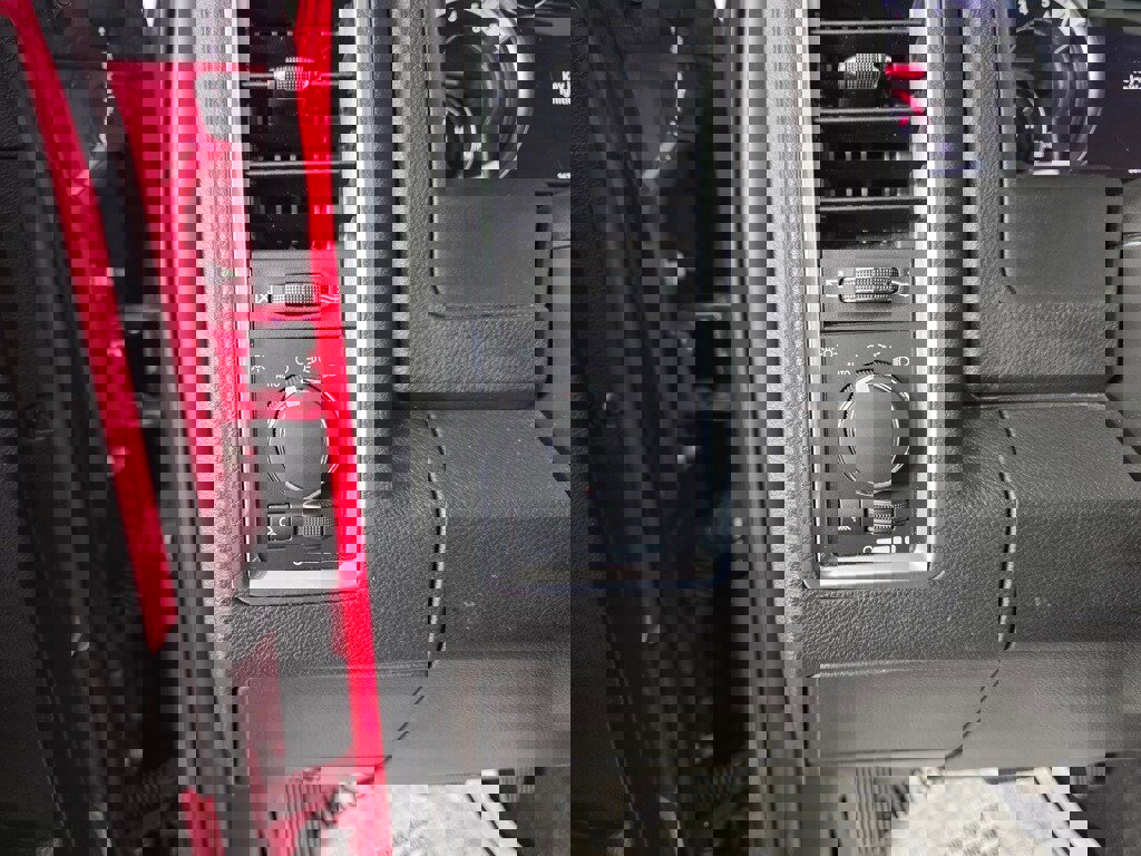 Used 2022 RAM 1500 Classic Warlock w/ Electronics Group image 13