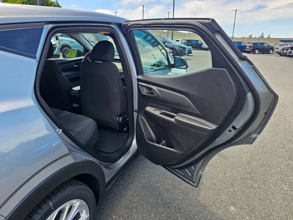 New 2027 Chevrolet Bolt LT FWD image 24